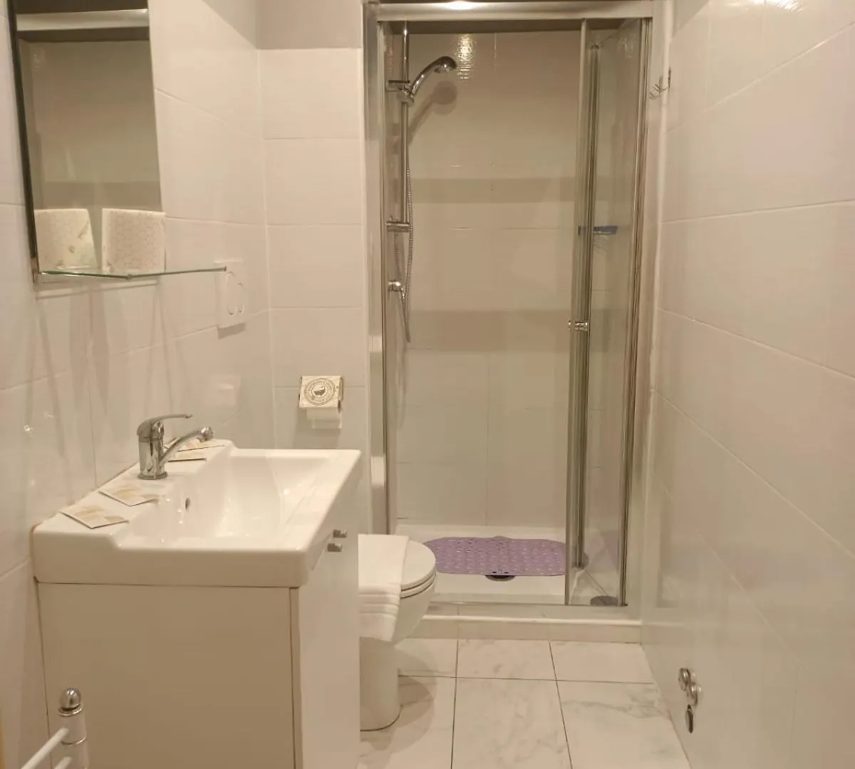 Villa Giove Rooms Prato  Italy