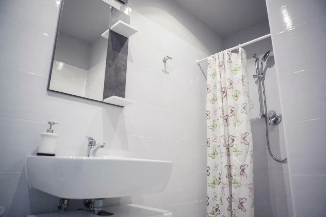 Villa Giove Rooms Prato  Guest house